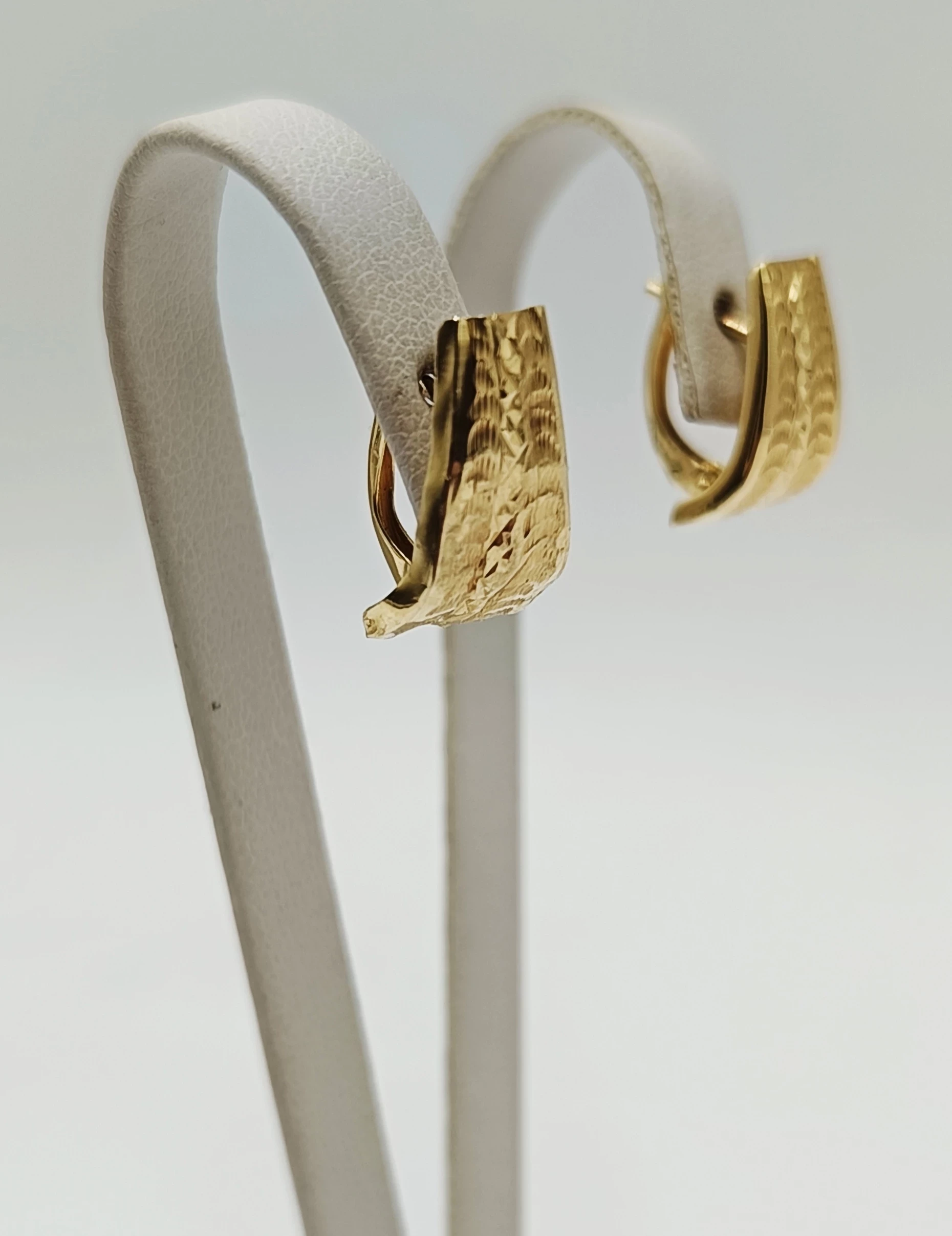 zlote-kolczyki-p585-w16-kamienie-221-64