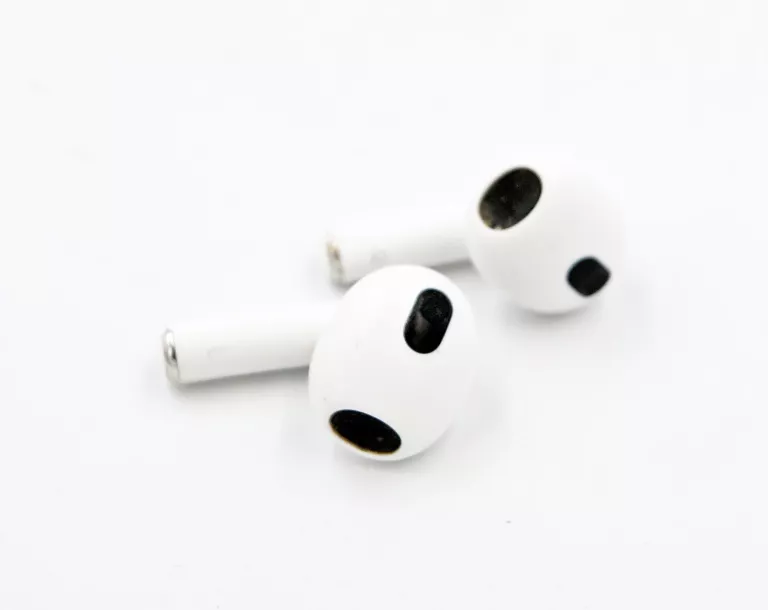 apple-airpods-3-generacji-etui-stan-11323-2