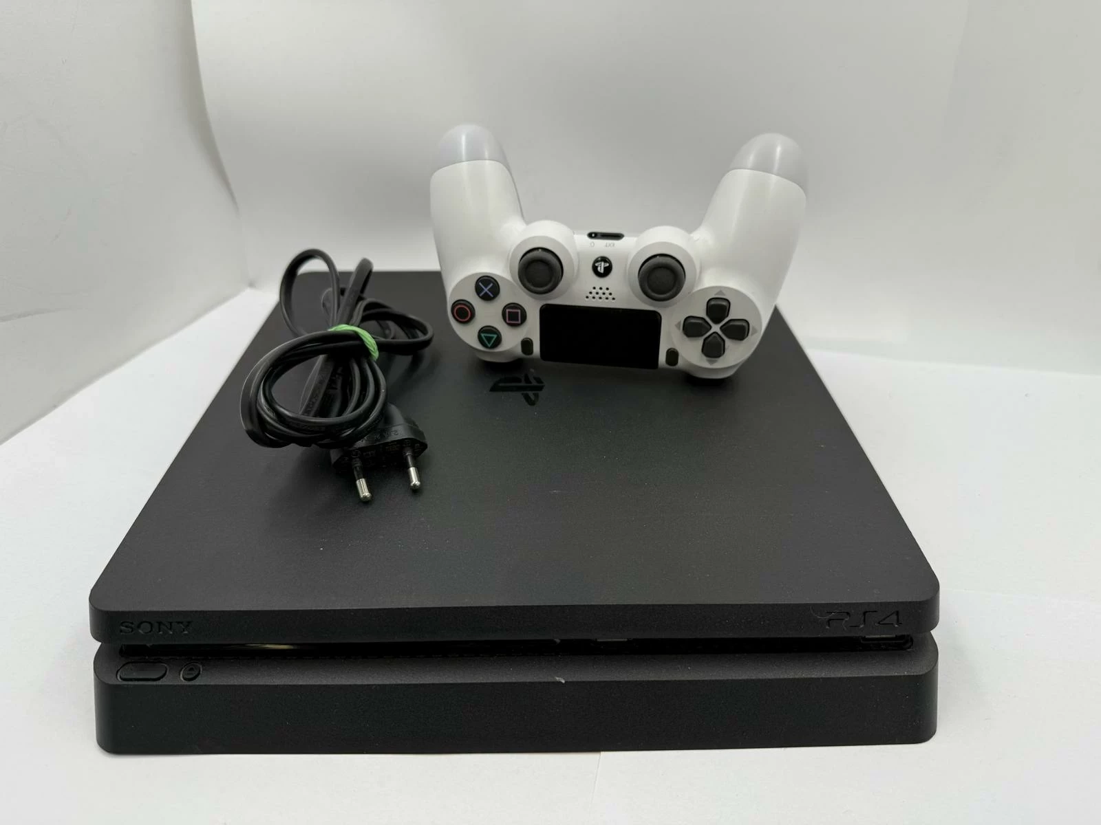 konsola-sony-playstation-ps4-slim-1tb-plus-pad-srodmiejska-22a-jarocin-poludnie