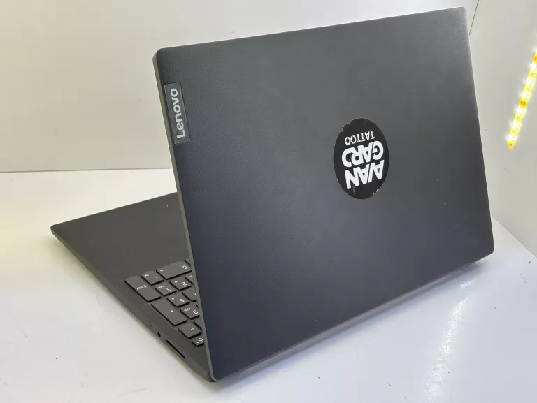 laptop-lenovo-v15-ada-8-ram-1-tb-ssd-lad-przekatna-ekranu-1560