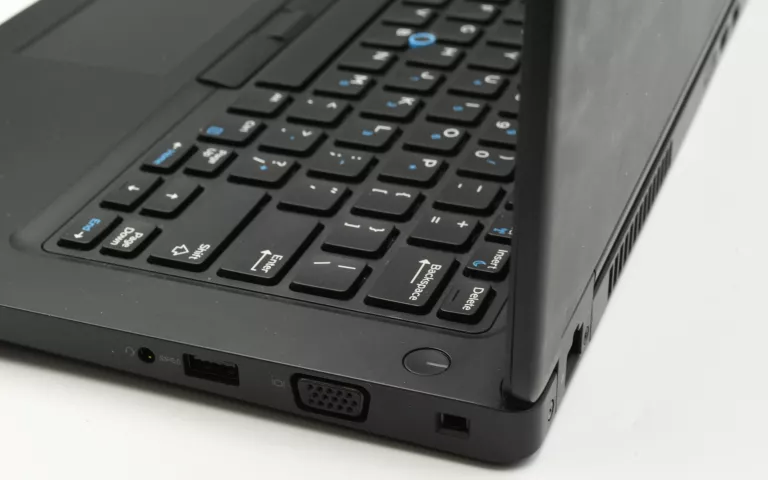 laptop-dell-latitude-5480-stan-11323-2