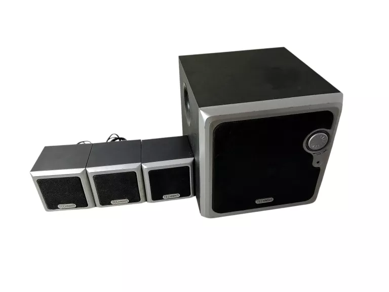 zestaw-glosnikow-technika-z-subwooferem-i-pilotem-ean-gtin-4971606931882