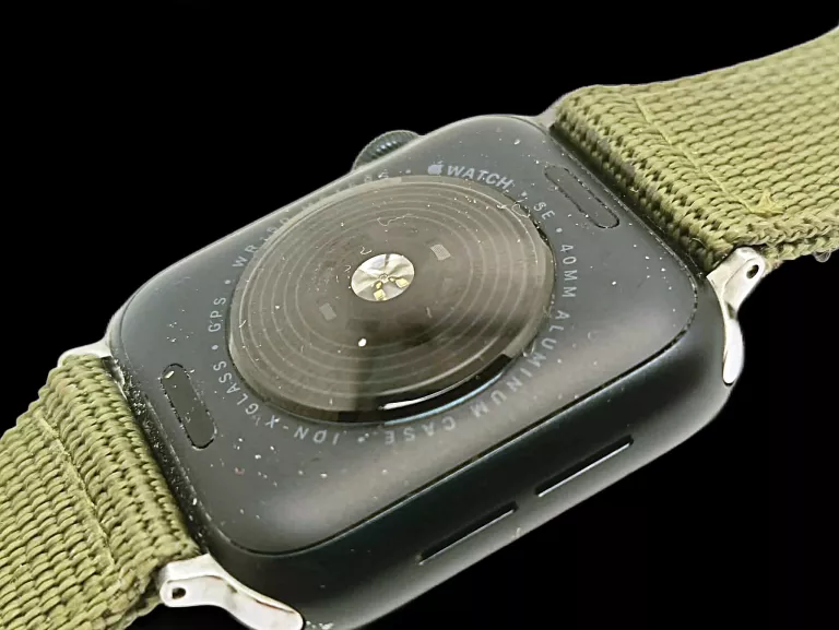 zegarek-apple-watch-se-40mm-ean-gtin-195950645675