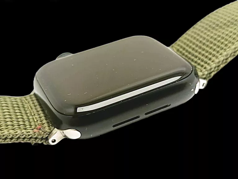 zegarek-apple-watch-se-40mm-material-koperty-212886-258014