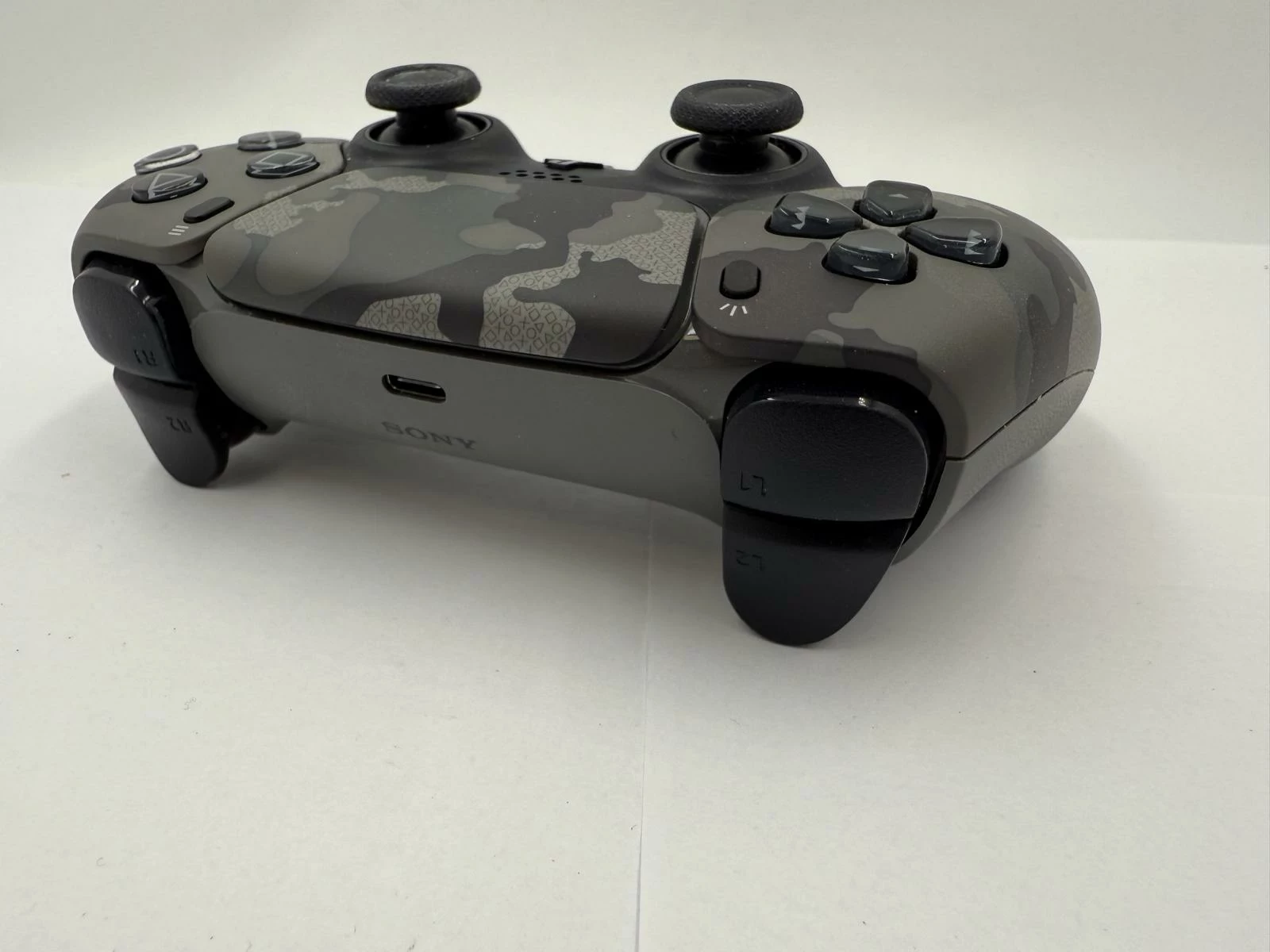 pad-bezprzewodowy-dualsense-sony-playstation-5-v2-grey-cammo-gwarancja-stan-11323-2