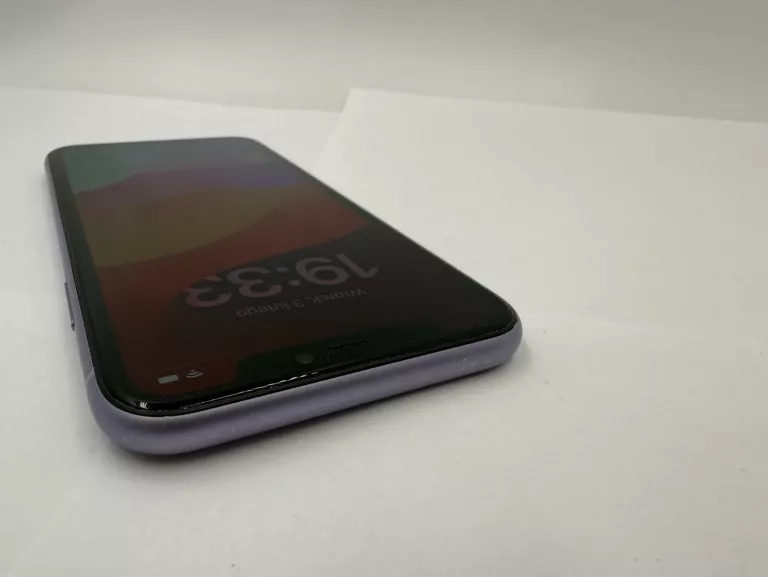 telefon-apple-iphone-11-64gb-75-bateria-kod-producenta-mhdf3pma