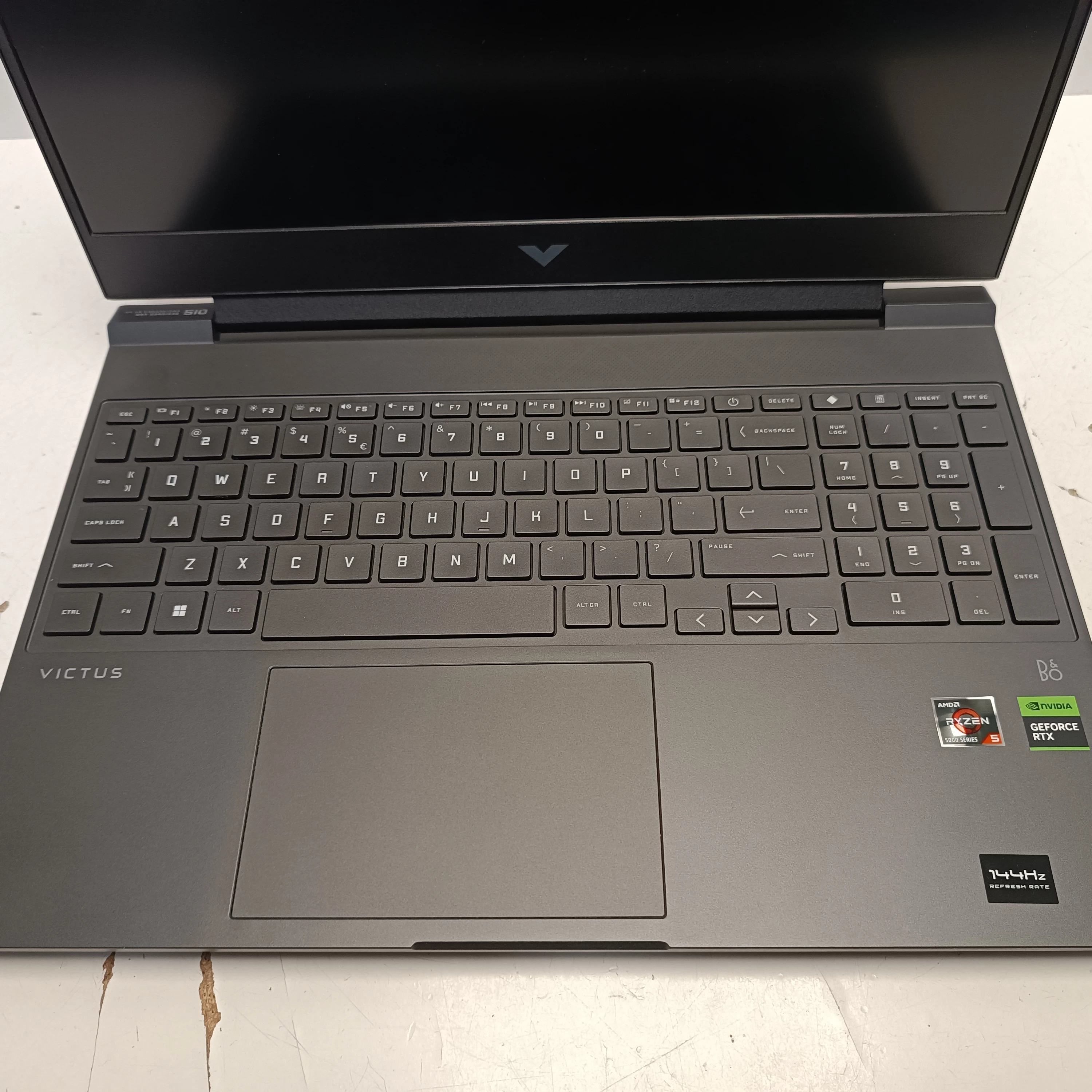 laptop-hp-victus-15-ryzen-5-5600h16gb512win11-rtx3050-144hz-przekatna-ekranu-1560