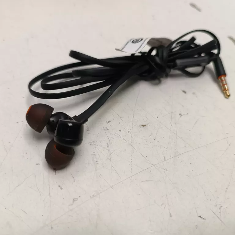 sluchawki-tune-110-jbl-kolor-dominujacy-129357-5