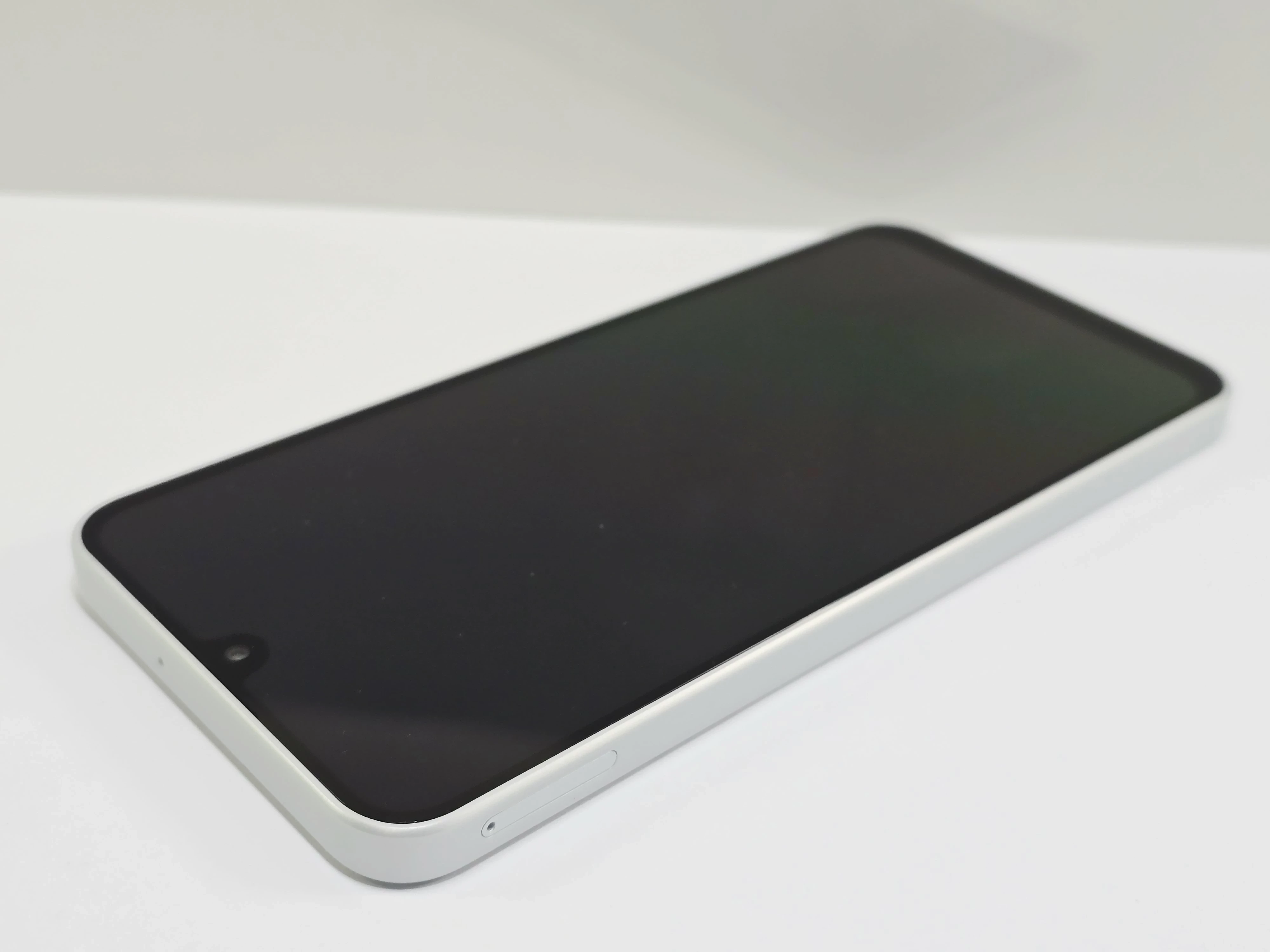 telefon-samsung-galaxy-a16-4128gb-igla-ean-gtin-8806095822846