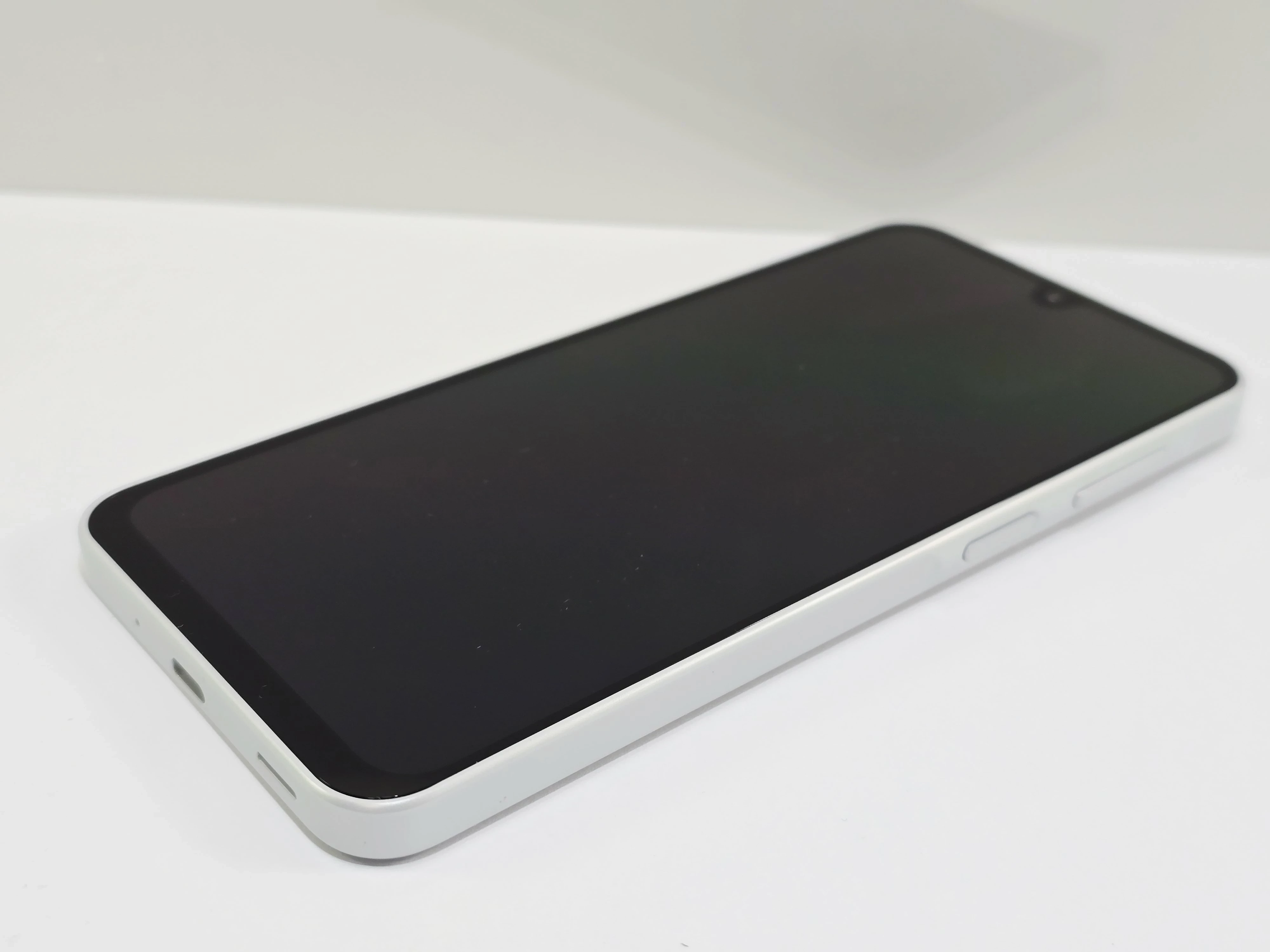 telefon-samsung-galaxy-a16-4128gb-igla-typ-202685-212929