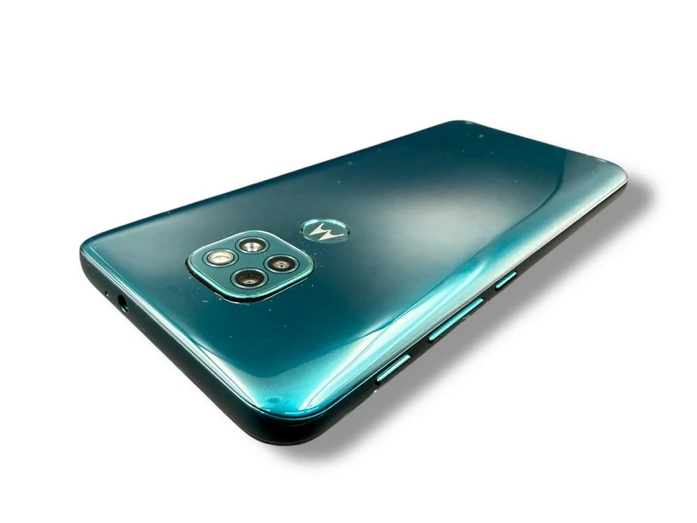 telefon-motorola-moto-g9-play-4-gb-64-gb-4g-lte-zielony-stan-11323-2