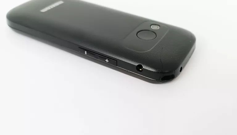 telefon-komorkowy-maxcom-mm724-przekatna-ekranu-220