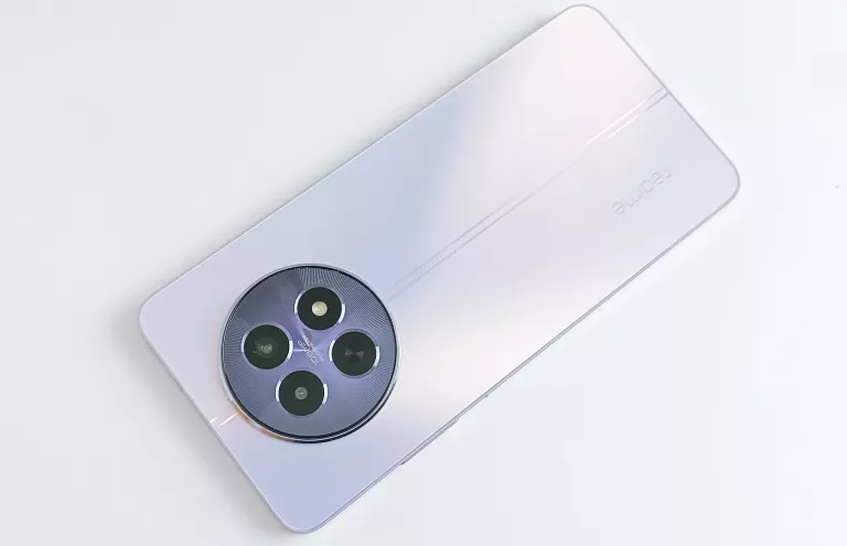 telefon-realme-12-5g-256gb-fioletowy-przekatna-ekranu-672