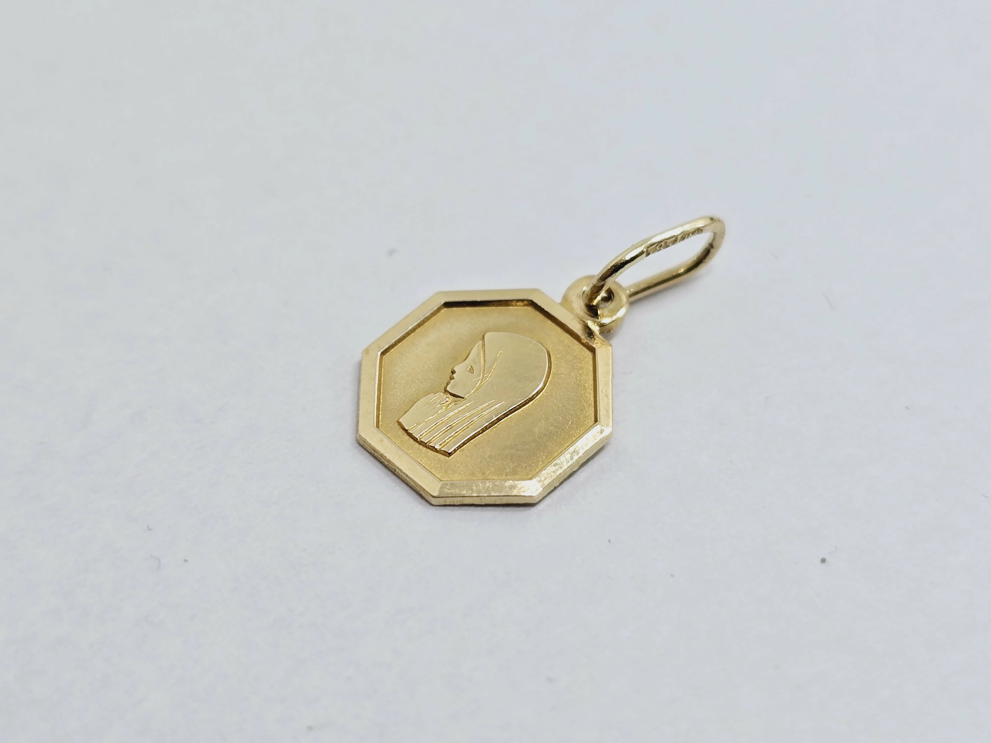 zlota-zawieszka-matka-boska-090g-585-stan-11323-2