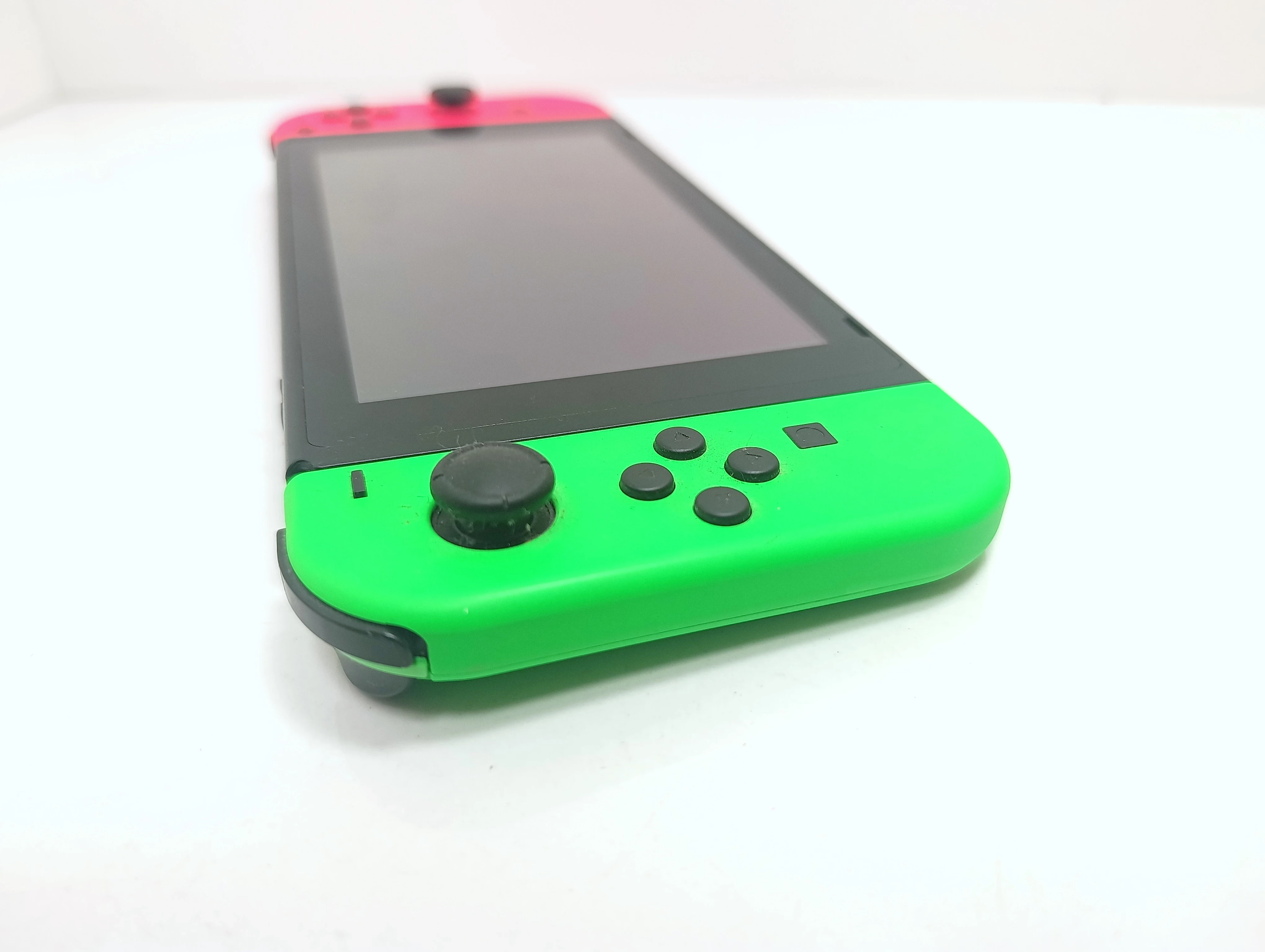 konsola-nintendo-switch-hac-001-liczba-kontrolerow-w-zestawie-205994-225554