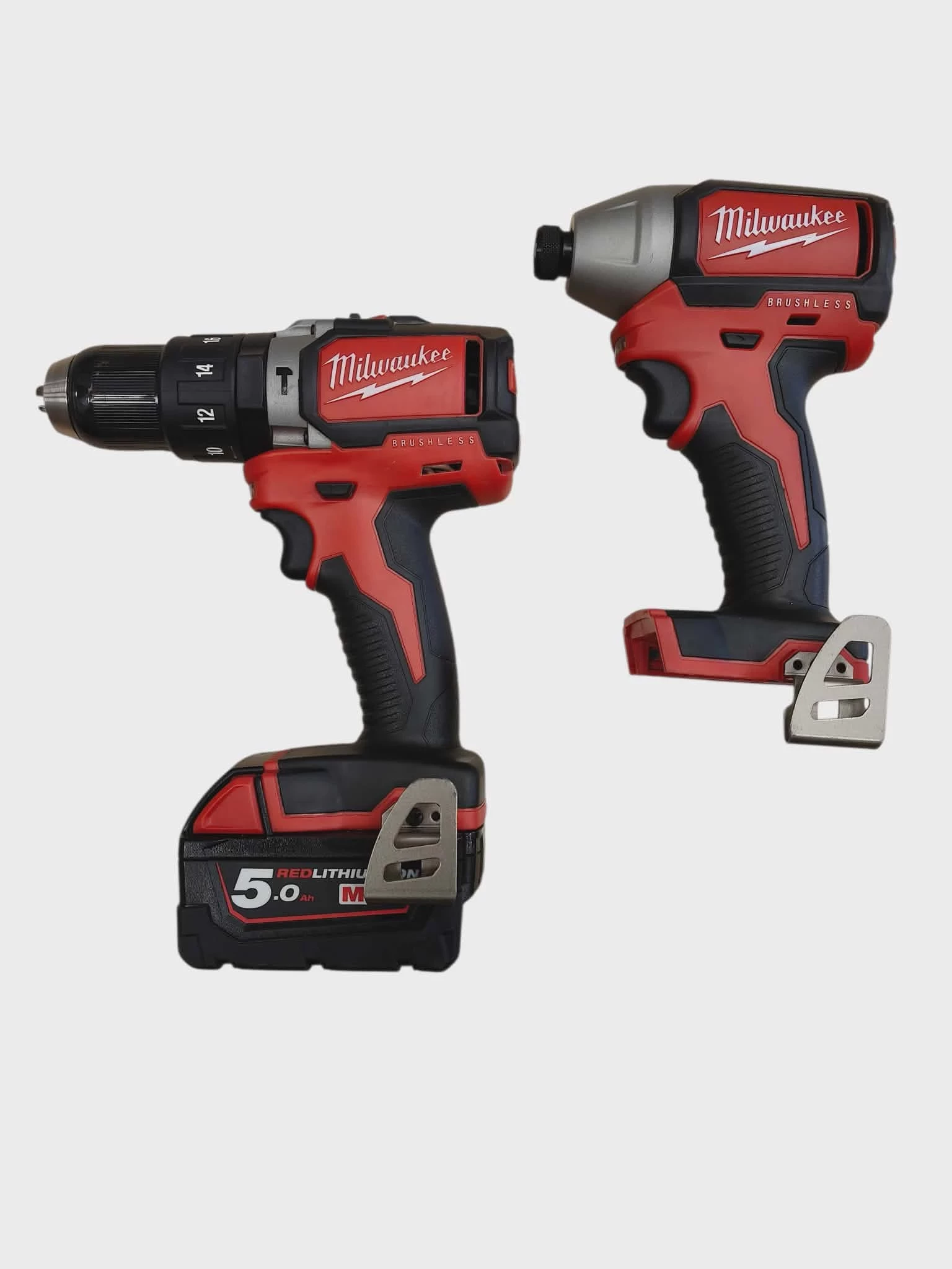 mega-zestaw-milwaukee-zakretarka-wkretarka-walizka-bateria-ladowarka-napiecie-v-128551-6