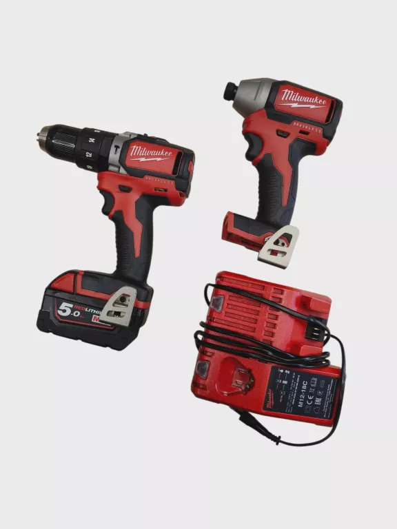 mega-zestaw-milwaukee-zakretarka-wkretarka-walizka-bateria-ladowarka-stan-11323-2