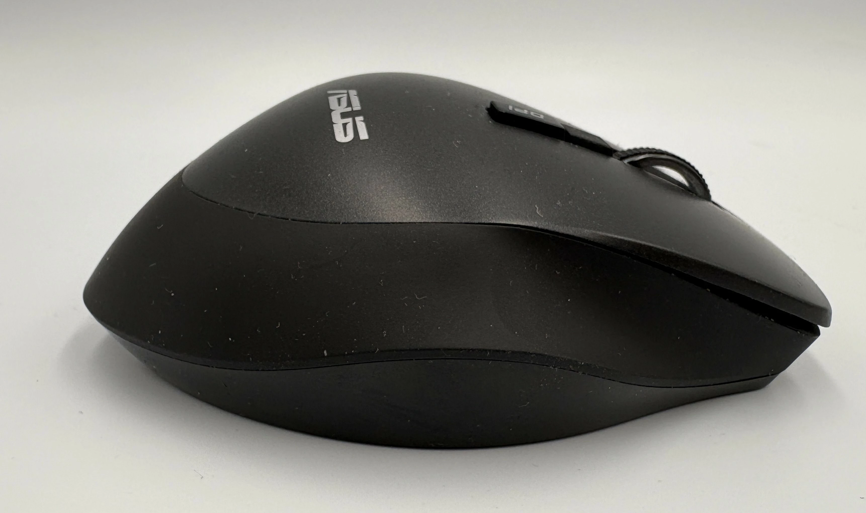 myszka-komputerowa-bezprzewodowa-asus-wt425-czarna-1600-dpi-kod-producenta-90xb0280-bmu000