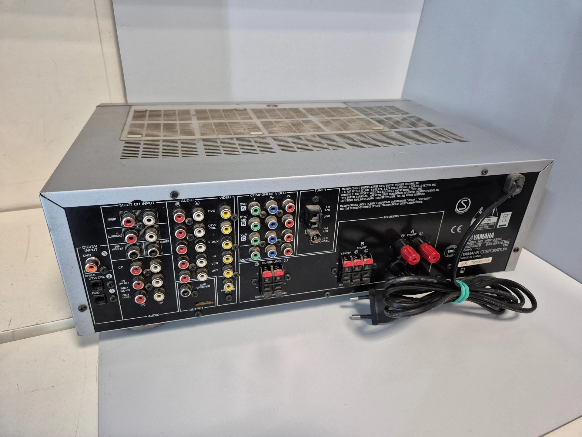 amplituner-yamaha-htr-5930-kod-producenta-htr-5930