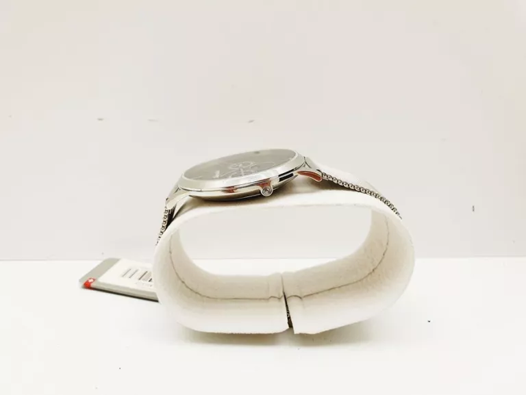 zegarek-meski-adriatica-a12745114qf-srebrny-komplet-wodoszczelnosc-129221-4