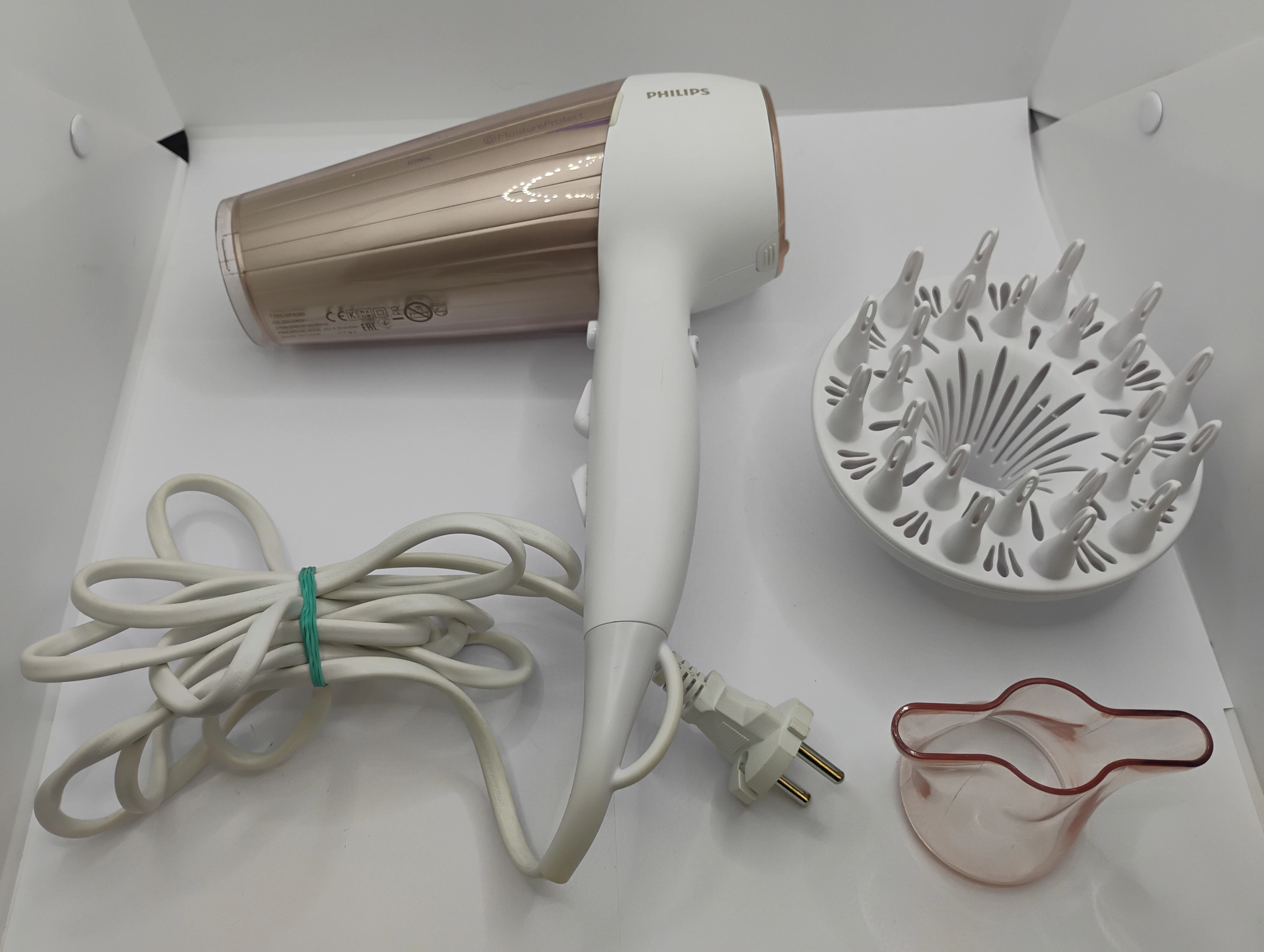 suszarka-philips-hp8280koncowki-dworcowa-26-bytom