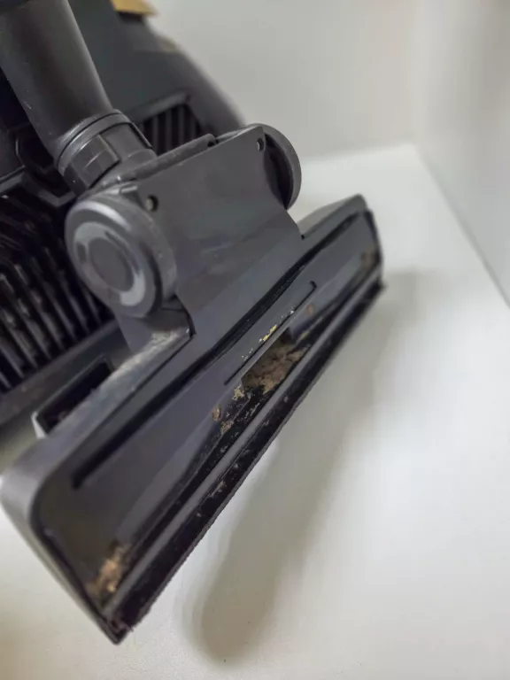 odkurzacz-workowy-gotze-jensen-vc900-kolor-dominujacy-129357-3