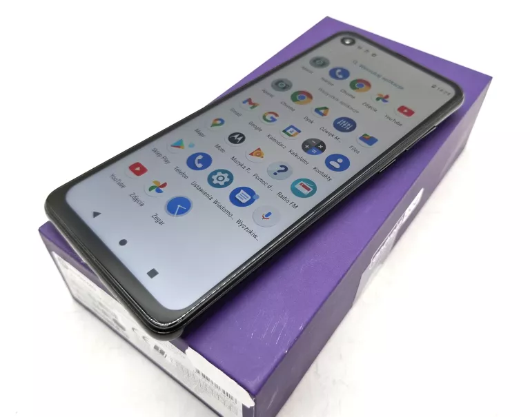 telefon-motorola-one-vision-4128-gb-przekatna-ekranu-630