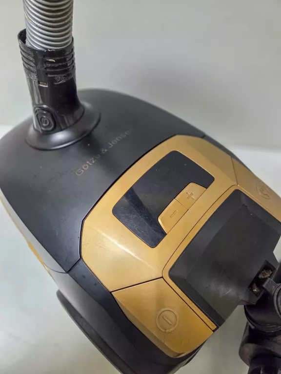 odkurzacz-workowy-gotze-jensen-vc900-stan-11323-2