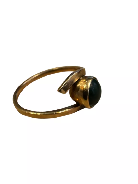 wyrob-jubilerski-uzywany-pierscionek-material-15835-2