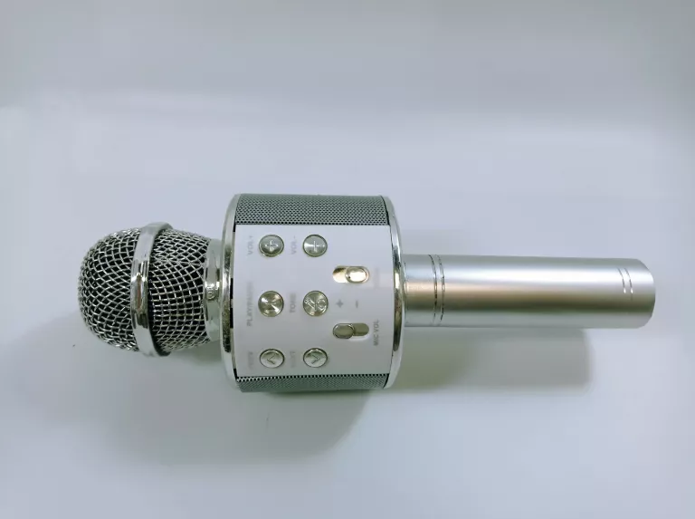 mikrofon-bialy-dla-dzieci-wyszynskiego-24-tczew