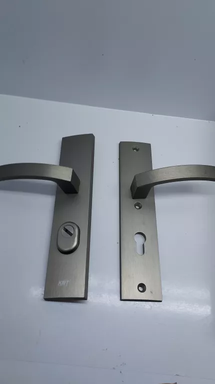 klamka-z-szyldem-podluznym-kmt-stan-11323-2