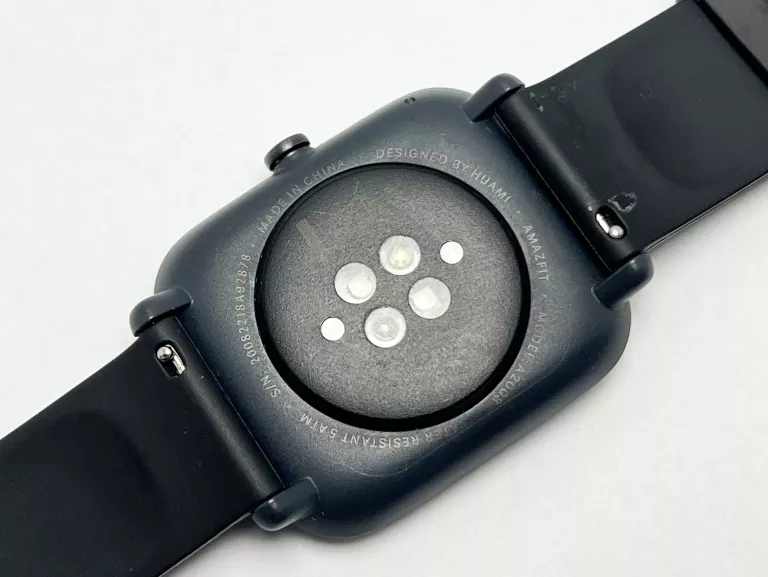 smartwatch-amazfit-bip-u-pro-a2008-wysokosc-koperty-4090