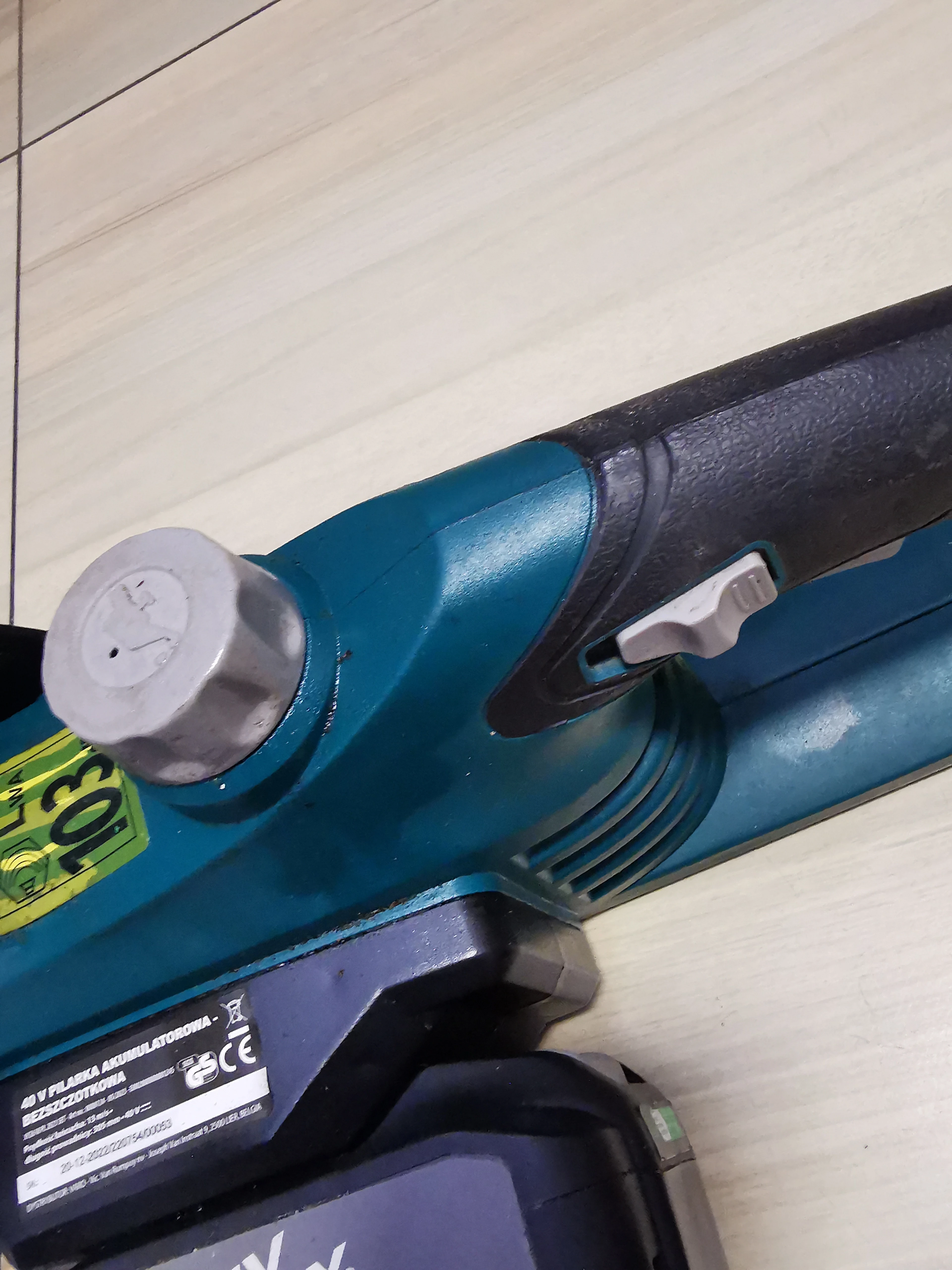 pilarka-lancuchowa-ferrex-40v-2-aku-lad-bezszczotkowa-stan-11323-2