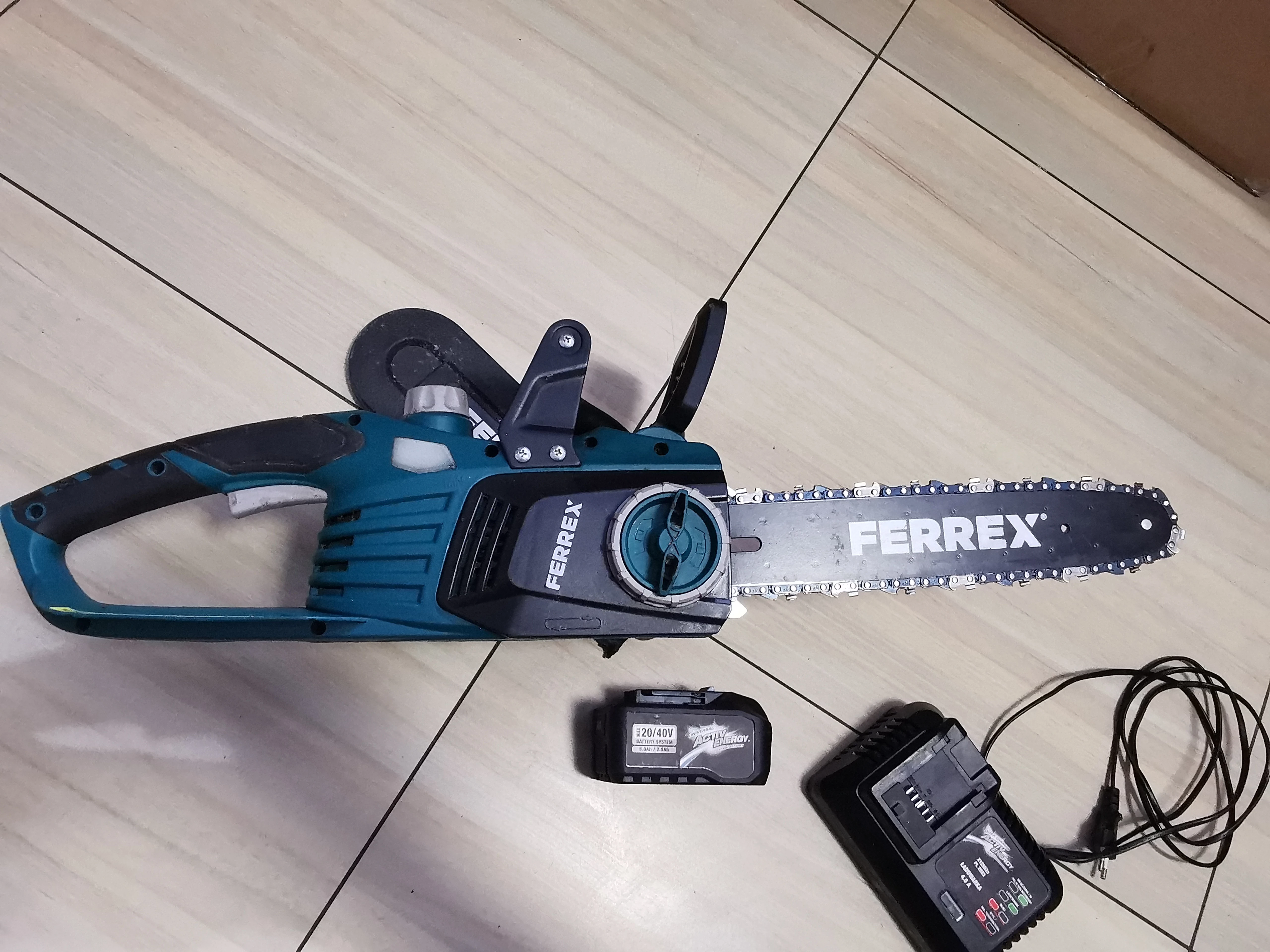 pilarka-lancuchowa-ferrex-40v-2-aku-lad-bezszczotkowa-glogowska-6-swiebodzin