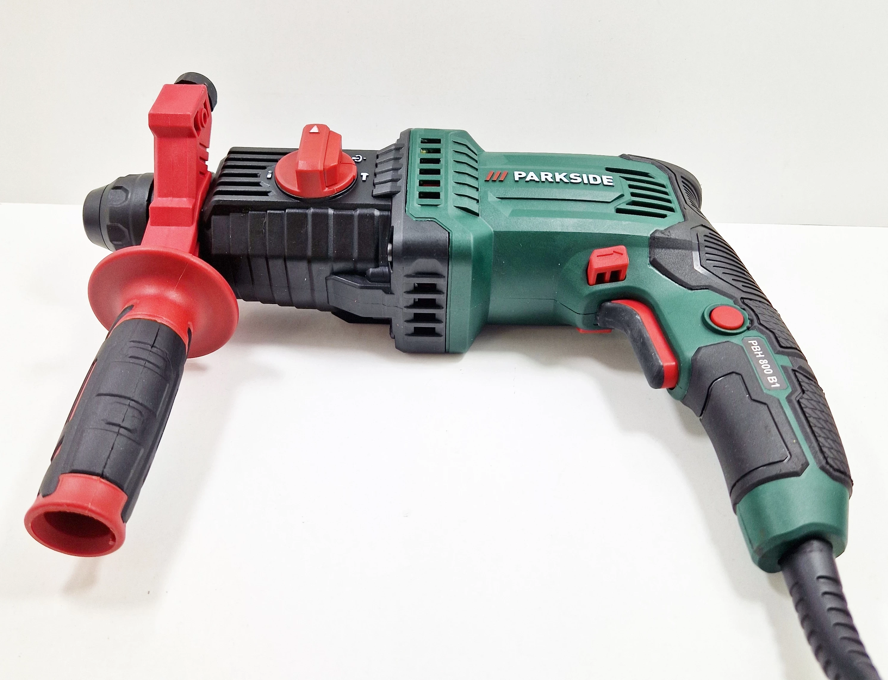 mlotowiertarka-udarowa-parkside-pbh-800-b1-stan-11323-2
