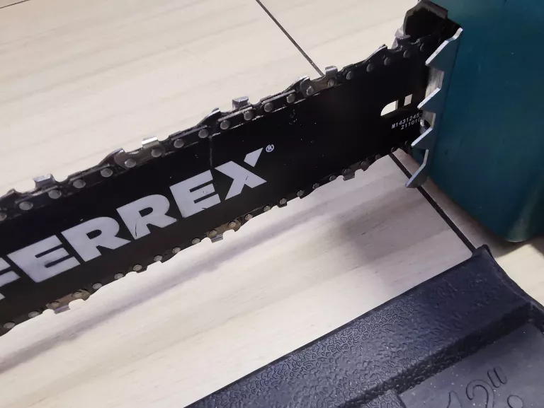 pilarka-lancuchowa-ferrex-40v-2-aku-lad-bezszczotkowa-ean-gtin-4061462979392