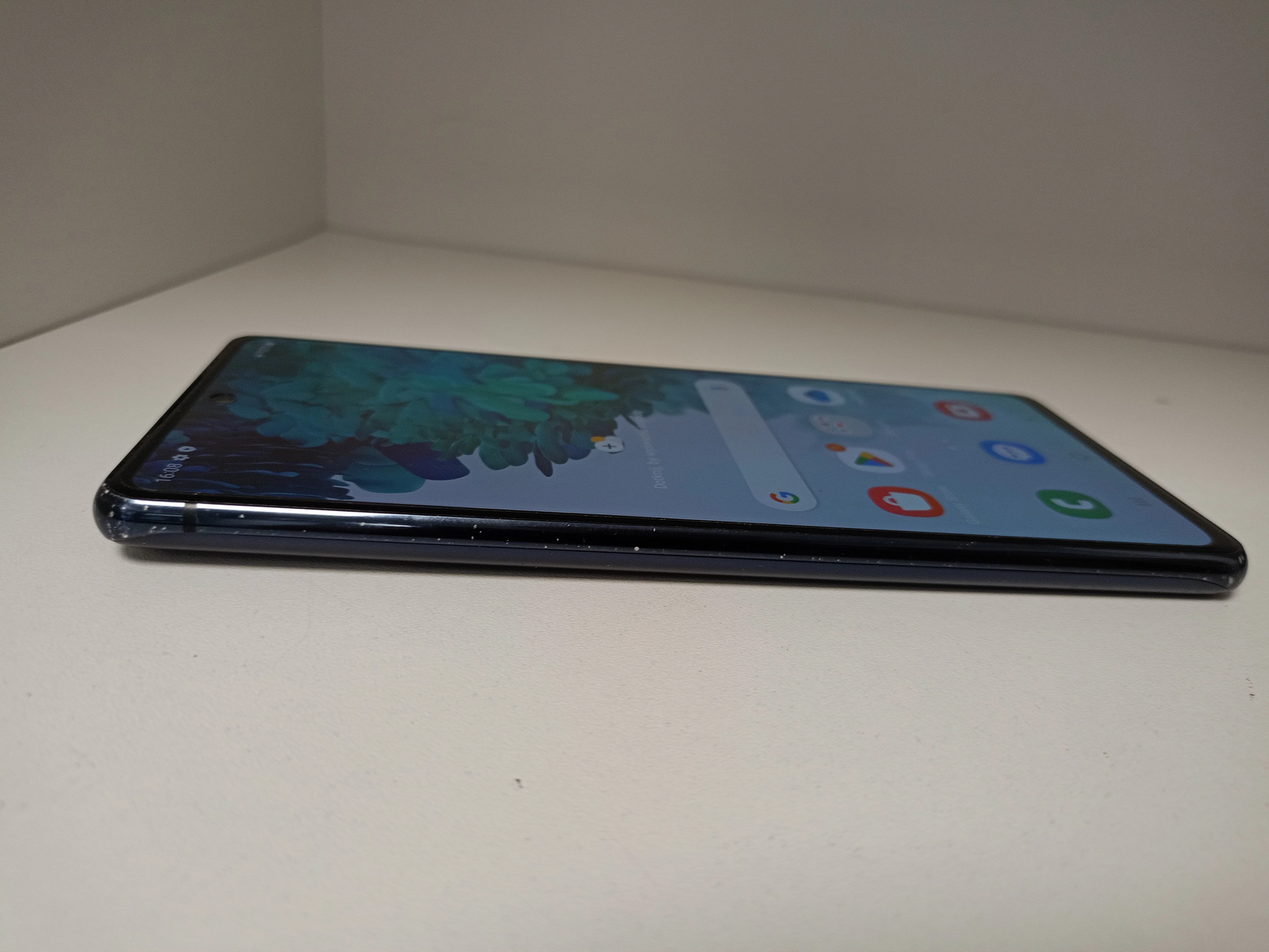 telefon-samsung-galaxy-s20-fe-5g-6128-gb-stan-11323-2