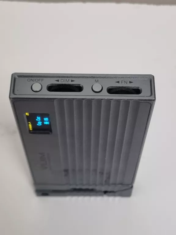 lampa-diodowa-led-ulanzi-vijim-r70-zrodlo-swiatla-26942-2