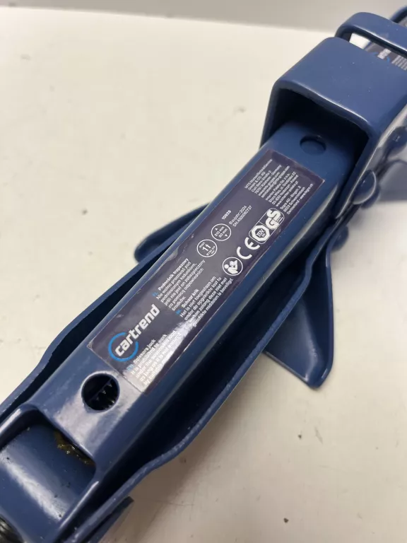 cortrend-podnosnik-samochodowy-1t-stan-11323-2