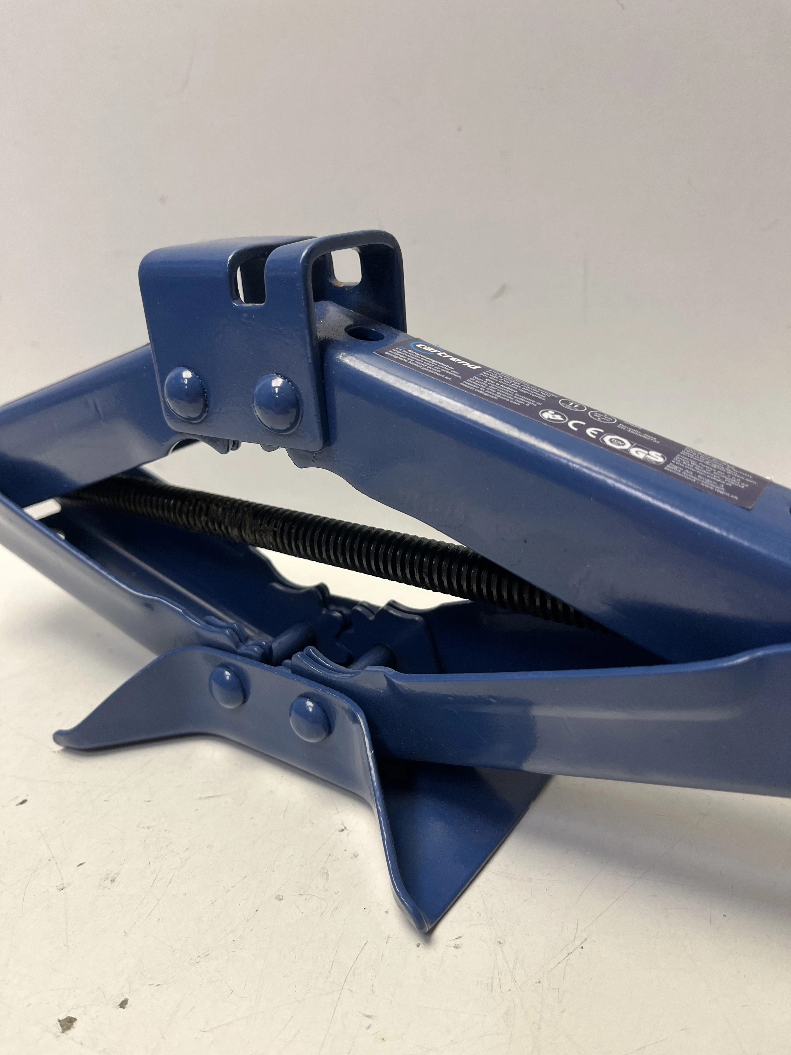 cortrend-podnosnik-samochodowy-1t-udzwig-100000