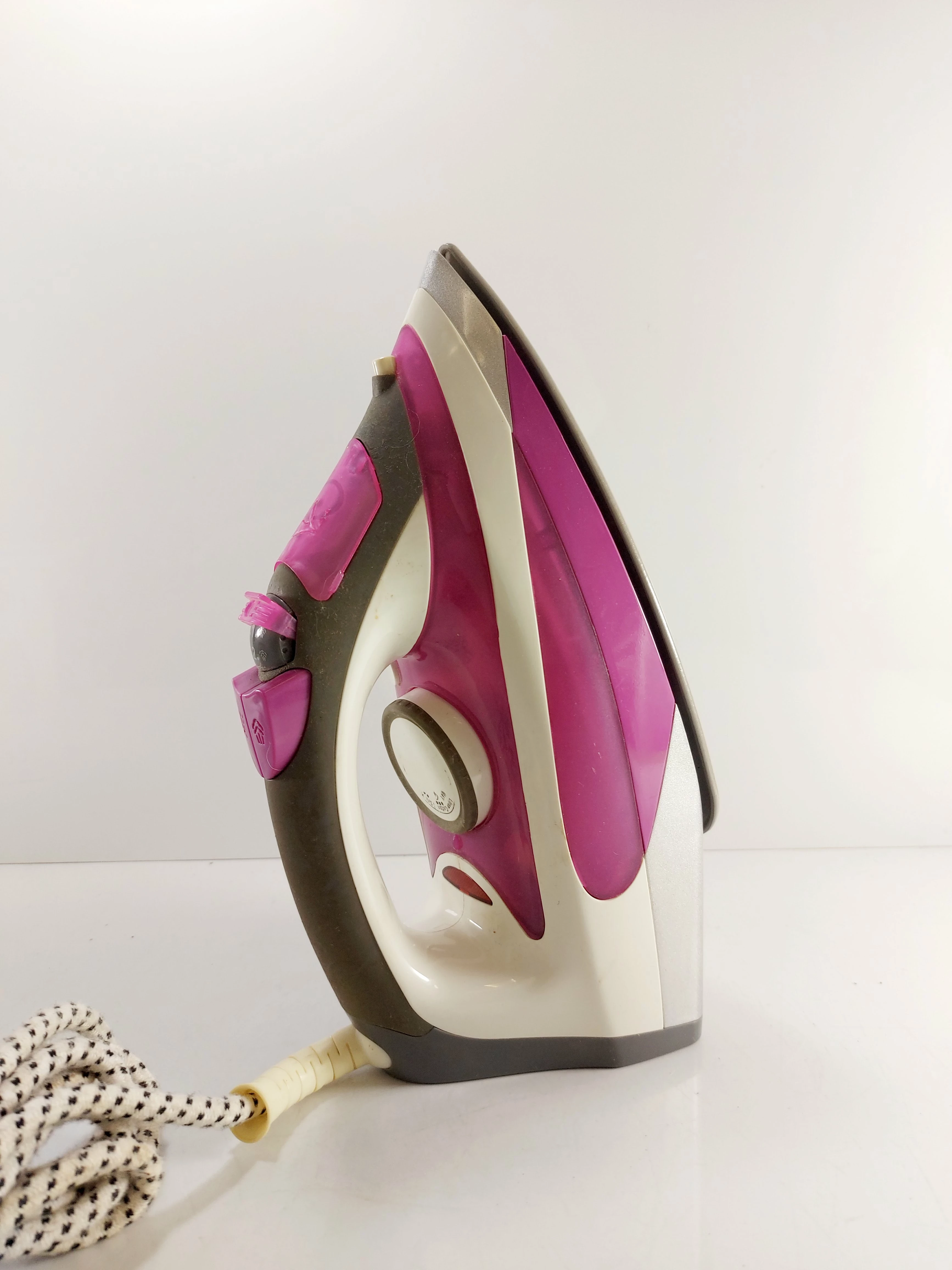 zelazko-hoffen-si-6042-16-stan-11323-2