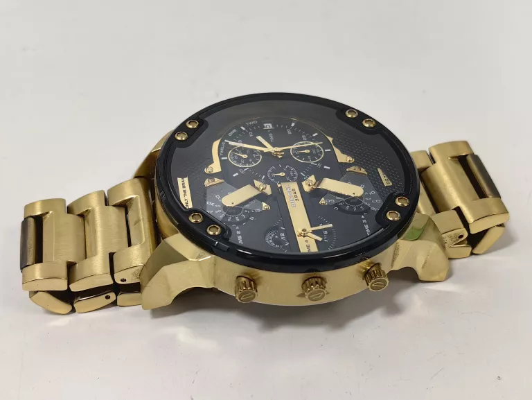 zegarek-meski-diesel-mr-daddy-20-dz7333-zloty-ksztalt-koperty-129223-2