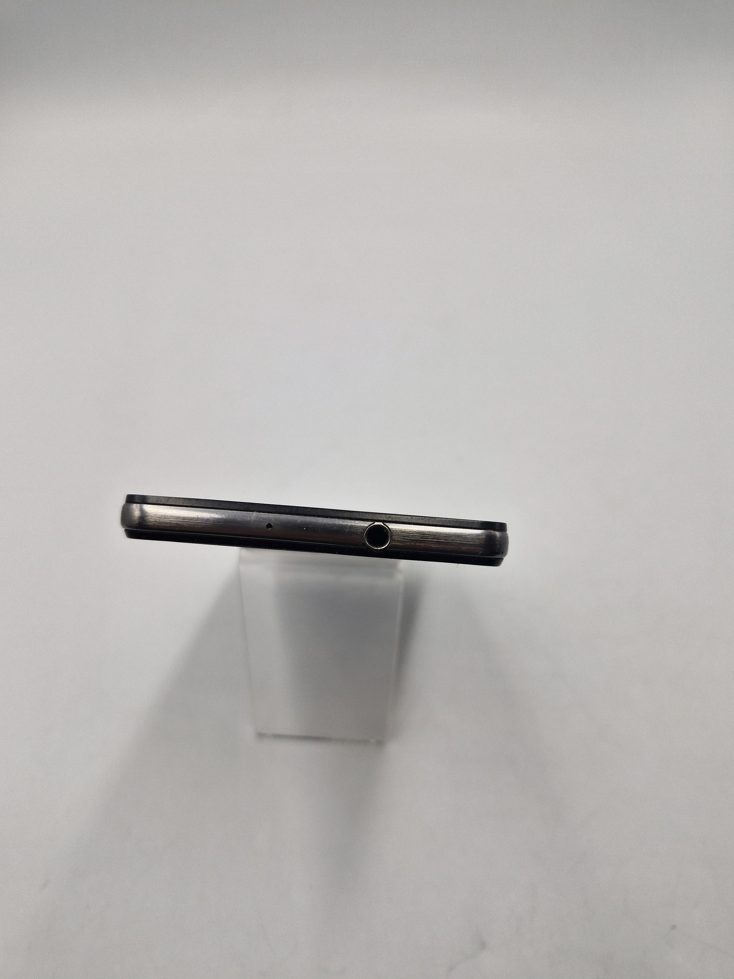 telefon-huawei-p8-lite-16gb-2gb-ram-przekatna-ekranu-500