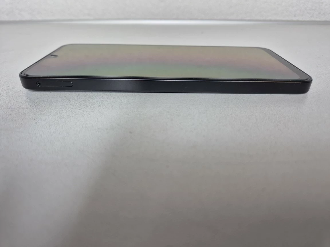 telefon-samsung-galaxy-a17-128gb4gb-obudowa-pojemnosc-akumulatora-5000