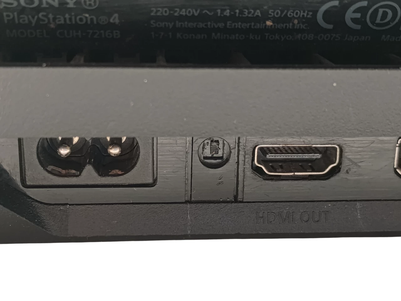 konsola-sony-playstation-4-ps4-pro-cuh-7216b-1tb-pad-waga-produktu-z-opakowaniem-jednostkowym-4800