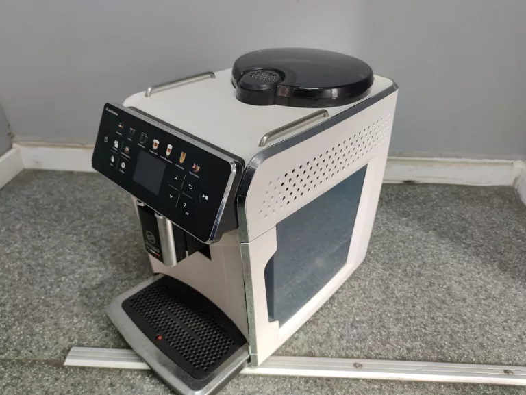 automatyczny-ekspres-cisnieniowy-saeco-granaroma-sm6580-model-granaroma-sm658050