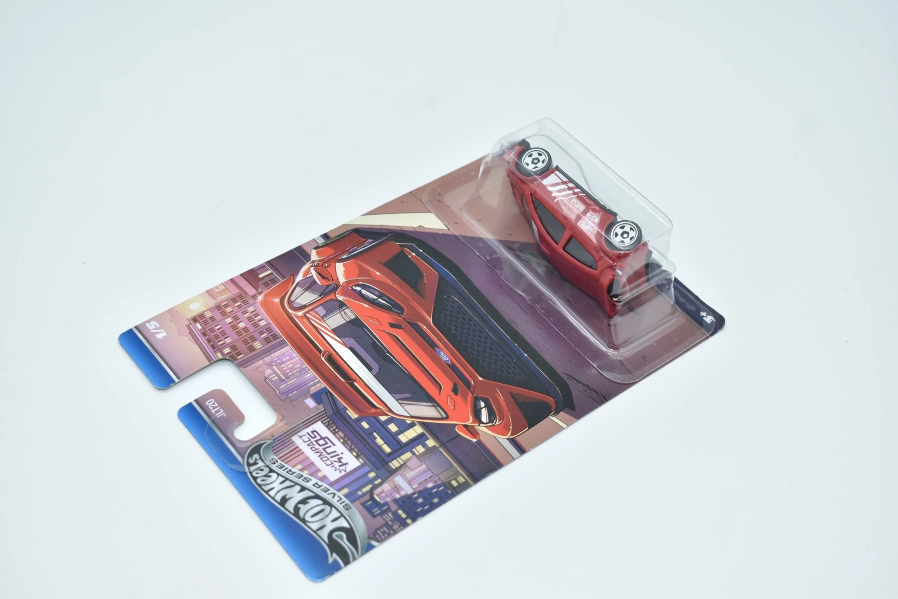 hot-wheels-ford-fiesta-jlt20-stan-11323-2