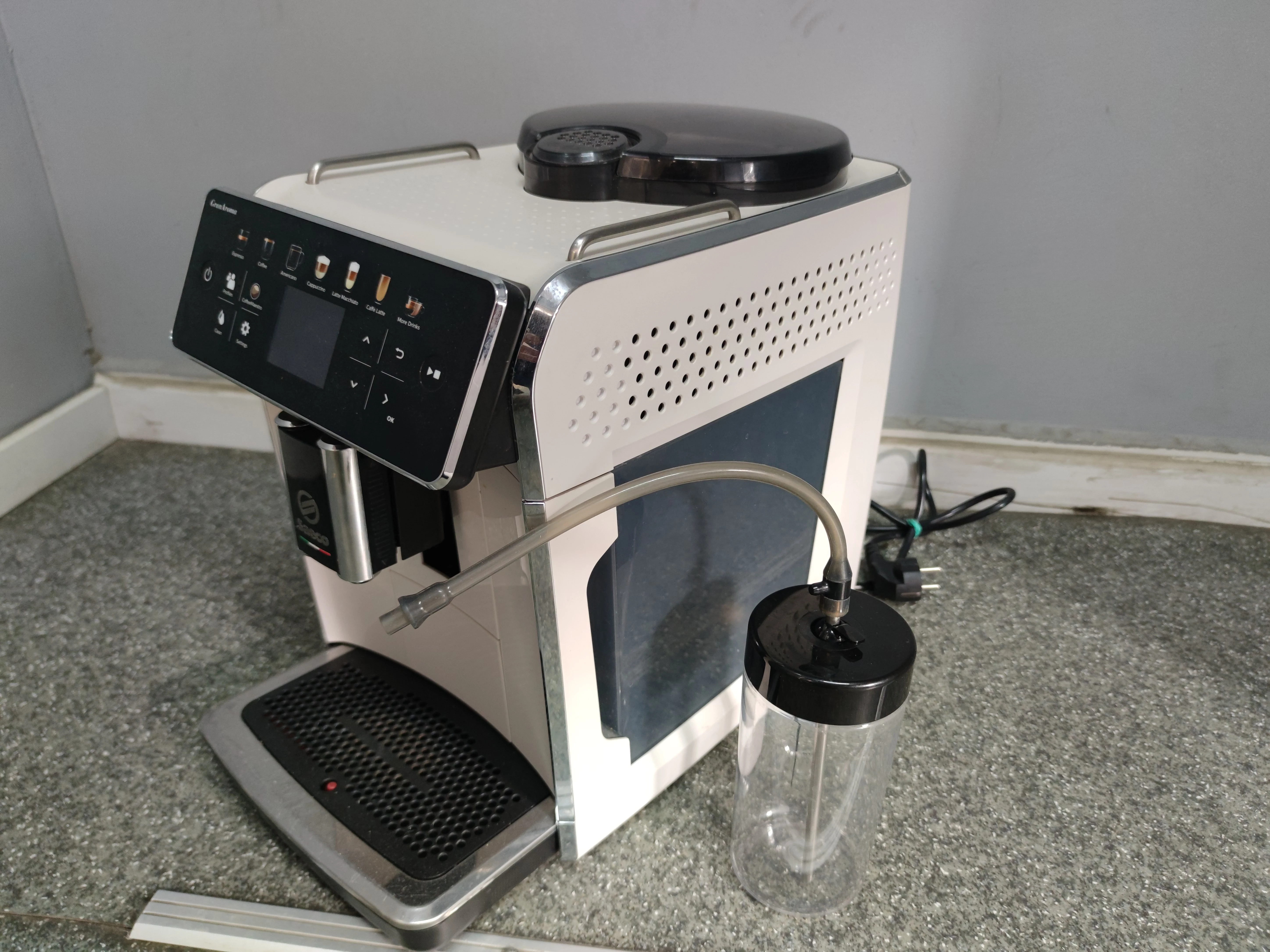 automatyczny-ekspres-cisnieniowy-saeco-granaroma-sm6580-ean-gtin-8720389003479