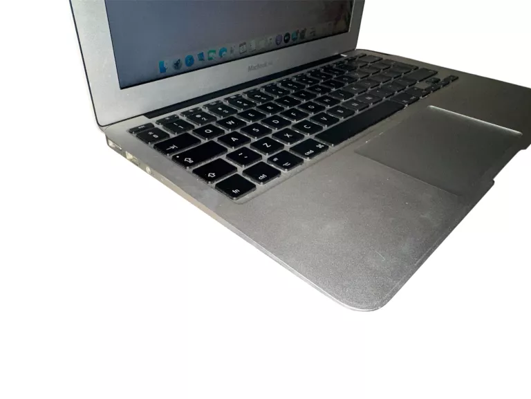 laptop-macbook-air-11-4gb128gb-przekatna-ekranu-1160