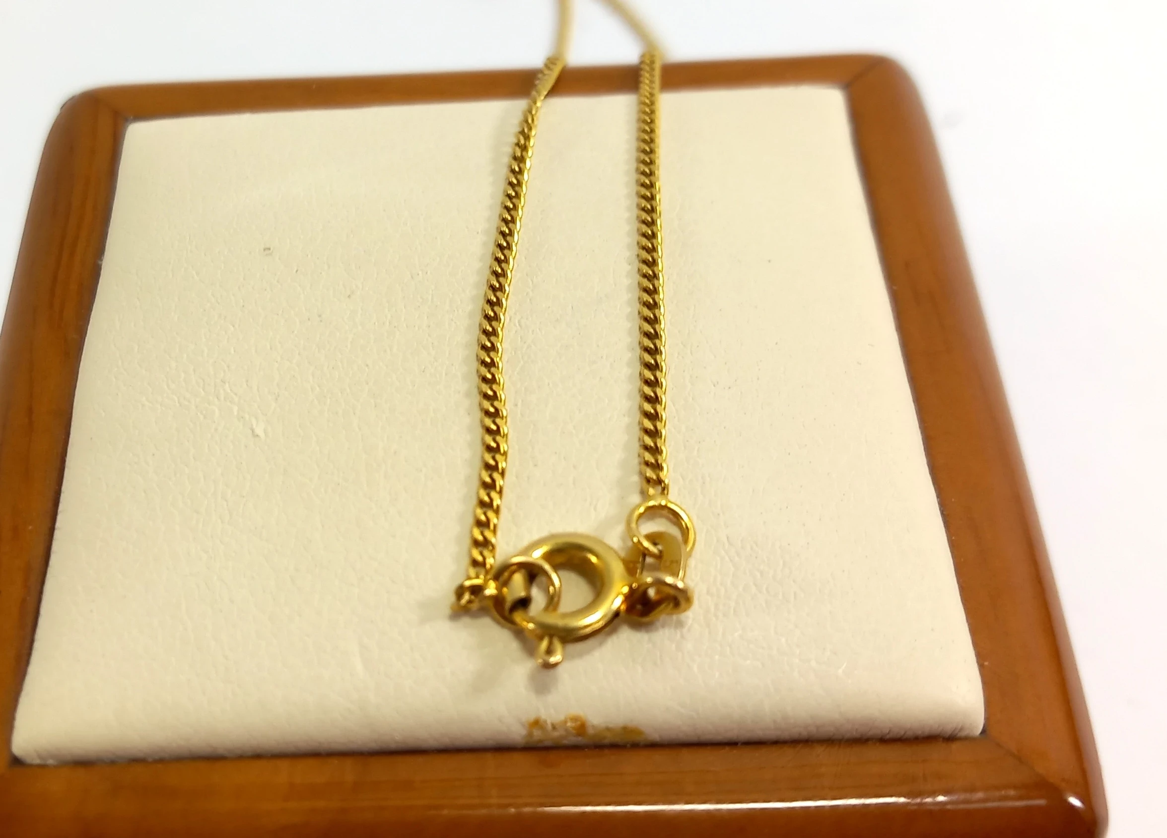 uroczy-zloty-lancuszek-proba-585-dlugosc-42-cm-piekny-kamienie-221-64